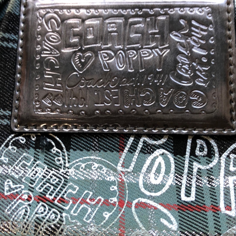 Coach Poppy Wristlet - Picture 2 of 4